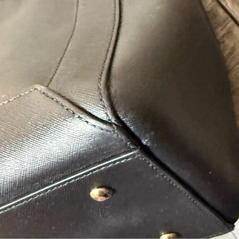 💎MCM DARK NAVY BLUE SAFFIANO LEATHER LAPTOP BAG💎